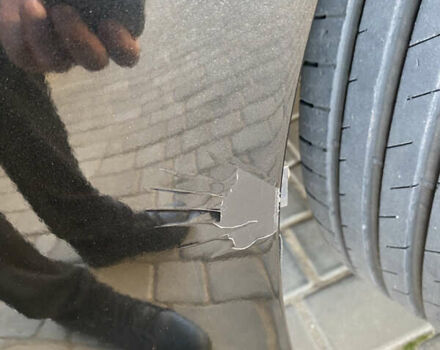 Черный Тойота Королла, объемом двигателя 1.8 л и пробегом 299 тыс. км за 10500 $, фото 11 на Automoto.ua