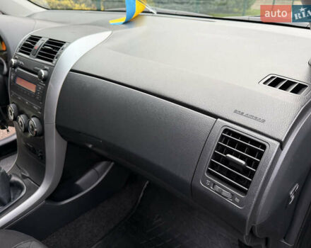 Черный Тойота Королла, объемом двигателя 1.4 л и пробегом 235 тыс. км за 7350 $, фото 23 на Automoto.ua