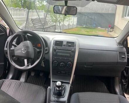 Чорний Тойота Королла, об'ємом двигуна 1.33 л та пробігом 220 тис. км за 6000 $, фото 2 на Automoto.ua
