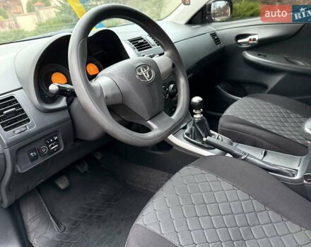 Черный Тойота Королла, объемом двигателя 1.4 л и пробегом 235 тыс. км за 7350 $, фото 13 на Automoto.ua