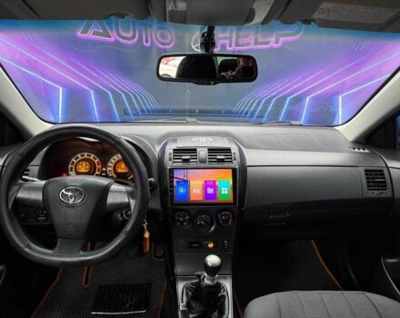 Черный Тойота Королла, объемом двигателя 1.3 л и пробегом 206 тыс. км за 5999 $, фото 6 на Automoto.ua