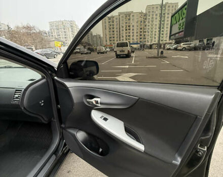 Черный Тойота Королла, объемом двигателя 1.6 л и пробегом 245 тыс. км за 8200 $, фото 16 на Automoto.ua