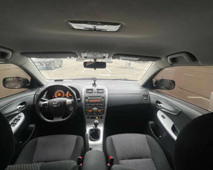 Черный Тойота Королла, объемом двигателя 1.6 л и пробегом 245 тыс. км за 8200 $, фото 27 на Automoto.ua