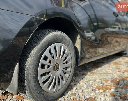 Черный Тойота Королла, объемом двигателя 1.33 л и пробегом 212 тыс. км за 7900 $, фото 26 на Automoto.ua