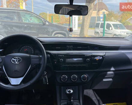Черный Тойота Королла, объемом двигателя 1.33 л и пробегом 212 тыс. км за 7900 $, фото 9 на Automoto.ua