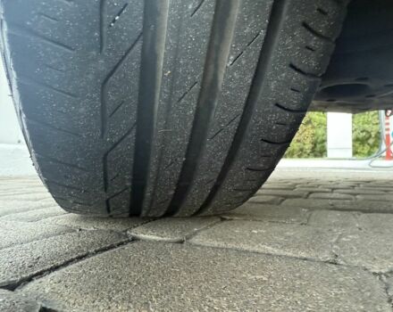 Черный Тойота Королла, объемом двигателя 1.3 л и пробегом 182 тыс. км за 9999 $, фото 14 на Automoto.ua