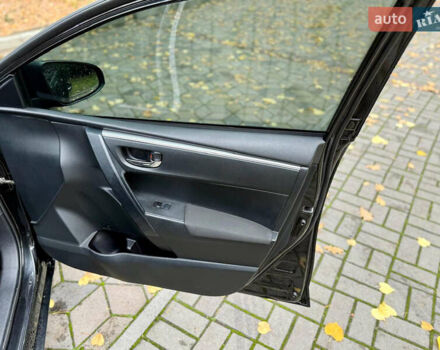 Черный Тойота Королла, объемом двигателя 1.33 л и пробегом 183 тыс. км за 9350 $, фото 3 на Automoto.ua