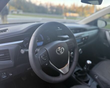 Черный Тойота Королла, объемом двигателя 1.3 л и пробегом 182 тыс. км за 9999 $, фото 4 на Automoto.ua