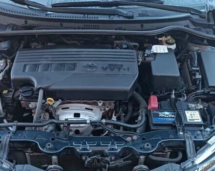 Черный Тойота Королла, объемом двигателя 1.33 л и пробегом 95 тыс. км за 10900 $, фото 5 на Automoto.ua