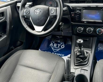 Чорний Тойота Королла, об'ємом двигуна 1.3 л та пробігом 193 тис. км за 8500 $, фото 6 на Automoto.ua