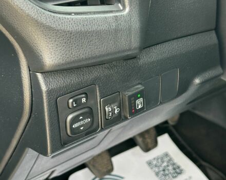 Черный Тойота Королла, объемом двигателя 1.33 л и пробегом 193 тыс. км за 8500 $, фото 13 на Automoto.ua