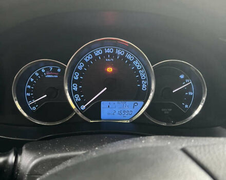 Чорний Тойота Королла, об'ємом двигуна 1.6 л та пробігом 218 тис. км за 11500 $, фото 7 на Automoto.ua