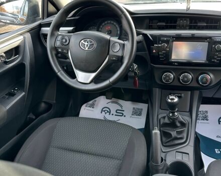 Черный Тойота Королла, объемом двигателя 1.33 л и пробегом 193 тыс. км за 8500 $, фото 6 на Automoto.ua