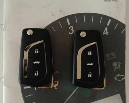 Черный Тойота Королла, объемом двигателя 1.3 л и пробегом 88 тыс. км за 12500 $, фото 7 на Automoto.ua