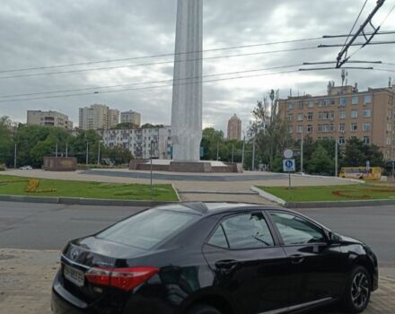 Черный Тойота Королла, объемом двигателя 1.3 л и пробегом 88 тыс. км за 12500 $, фото 3 на Automoto.ua