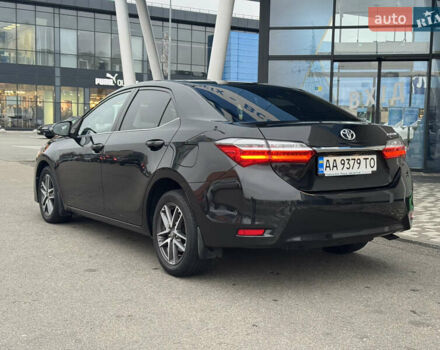 Черный Тойота Королла, объемом двигателя 1.6 л и пробегом 63 тыс. км за 15990 $, фото 3 на Automoto.ua