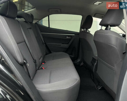 Черный Тойота Королла, объемом двигателя 1.6 л и пробегом 63 тыс. км за 15500 $, фото 8 на Automoto.ua