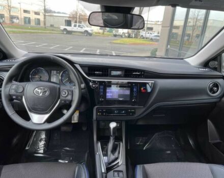 Чорний Тойота Королла, об'ємом двигуна 1.8 л та пробігом 48 тис. км за 7500 $, фото 8 на Automoto.ua