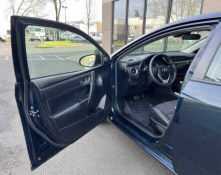 Чорний Тойота Королла, об'ємом двигуна 1.8 л та пробігом 48 тис. км за 7500 $, фото 9 на Automoto.ua