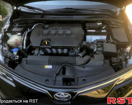 Черный Тойота Королла, объемом двигателя 1.6 л и пробегом 160 тыс. км за 13500 $, фото 4 на Automoto.ua