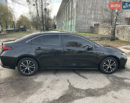 Черный Тойота Королла, объемом двигателя 1.6 л и пробегом 161 тыс. км за 14400 $, фото 3 на Automoto.ua