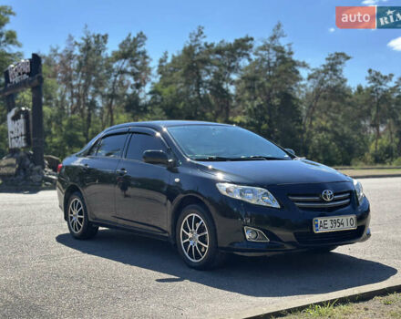 Черный Тойота Королла, объемом двигателя 1.6 л и пробегом 161 тыс. км за 8000 $, фото 1 на Automoto.ua