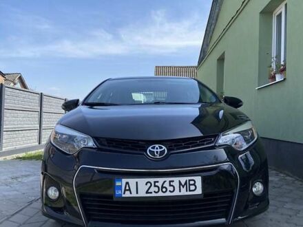 Тойота Королла 2014 в Ровно на Automoto.ua Черный Тойота Королла, объемом двигателя 1.8 л и пробегом 143 тыс. км за 9000 $, фото 1 на Automoto.ua