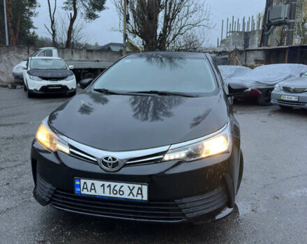 Черный Тойота Королла, объемом двигателя 1.6 л и пробегом 345 тыс. км за 9700 $, фото 1 на Automoto.ua