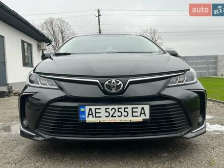 Черный Тойота Королла, объемом двигателя 1.6 л и пробегом 35 тыс. км за 19100 $, фото 1 на Automoto.ua