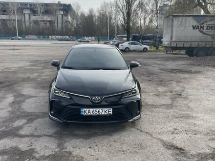 Черный Тойота Королла, объемом двигателя 1.6 л и пробегом 161 тыс. км за 14400 $, фото 1 на Automoto.ua