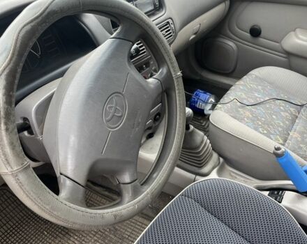 Фіолетовий Тойота Королла, об'ємом двигуна 1.3 л та пробігом 360 тис. км за 1700 $, фото 5 на Automoto.ua