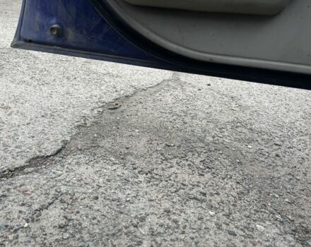 Фіолетовий Тойота Королла, об'ємом двигуна 1.3 л та пробігом 360 тис. км за 1700 $, фото 3 на Automoto.ua