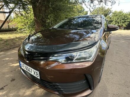 Тойота Королла 2016 в Кривом Роге на Automoto.ua Коричневый Тойота Королла, объемом двигателя 1.3 л и пробегом 200 тыс. км за 8600 $, фото 1 на Automoto.ua