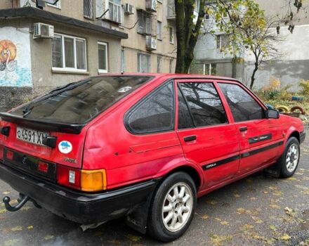 Красный Тойота Королла, объемом двигателя 1.6 л и пробегом 383 тыс. км за 1200 $, фото 4 на Automoto.ua