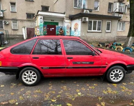 Красный Тойота Королла, объемом двигателя 1.6 л и пробегом 383 тыс. км за 1200 $, фото 3 на Automoto.ua