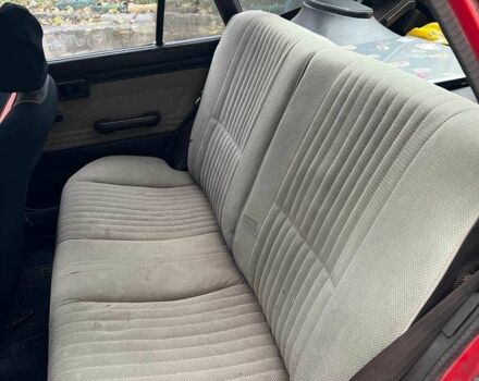 Красный Тойота Королла, объемом двигателя 1.6 л и пробегом 383 тыс. км за 1200 $, фото 11 на Automoto.ua