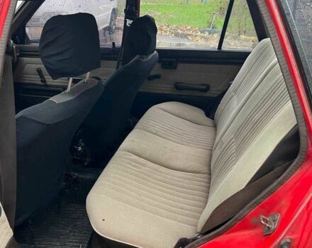 Красный Тойота Королла, объемом двигателя 1.6 л и пробегом 383 тыс. км за 1200 $, фото 10 на Automoto.ua