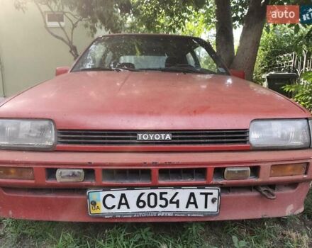 Червоний Тойота Королла, об'ємом двигуна 1.3 л та пробігом 300 тис. км за 500 $, фото 1 на Automoto.ua