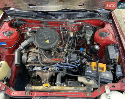 Червоний Тойота Королла, об'ємом двигуна 1.3 л та пробігом 329 тис. км за 2250 $, фото 8 на Automoto.ua