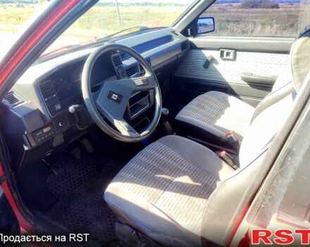 Красный Тойота Королла, объемом двигателя 1.8 л и пробегом 253 тыс. км за 700 $, фото 2 на Automoto.ua