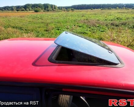 Красный Тойота Королла, объемом двигателя 1.8 л и пробегом 253 тыс. км за 700 $, фото 3 на Automoto.ua