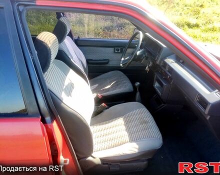 Красный Тойота Королла, объемом двигателя 1.8 л и пробегом 253 тыс. км за 700 $, фото 4 на Automoto.ua