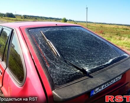 Красный Тойота Королла, объемом двигателя 1.8 л и пробегом 253 тыс. км за 700 $, фото 10 на Automoto.ua