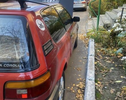 Красный Тойота Королла, объемом двигателя 1.3 л и пробегом 342 тыс. км за 1500 $, фото 5 на Automoto.ua