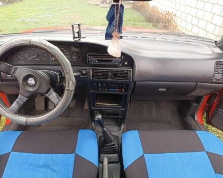 Красный Тойота Королла, объемом двигателя 1.6 л и пробегом 408 тыс. км за 1050 $, фото 7 на Automoto.ua