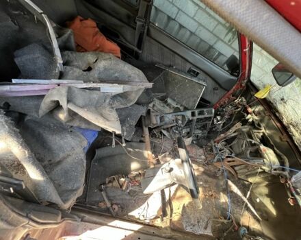 Червоний Тойота Королла, об'ємом двигуна 0 л та пробігом 3 тис. км за 350 $, фото 2 на Automoto.ua