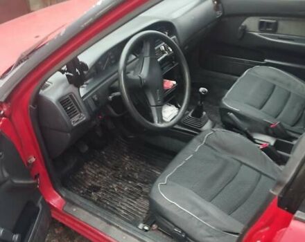 Красный Тойота Королла, объемом двигателя 1.3 л и пробегом 420 тыс. км за 1600 $, фото 7 на Automoto.ua