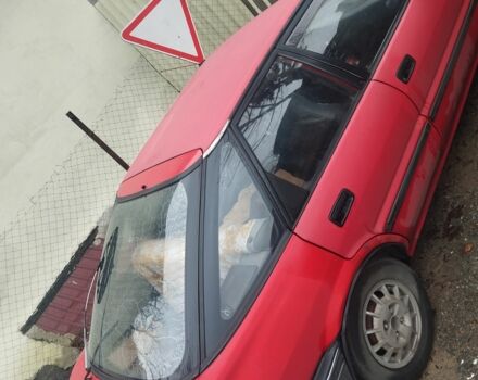 Красный Тойота Королла, объемом двигателя 1.3 л и пробегом 350 тыс. км за 1700 $, фото 1 на Automoto.ua