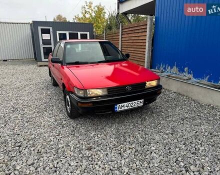 Красный Тойота Королла, объемом двигателя 1.3 л и пробегом 270 тыс. км за 1500 $, фото 2 на Automoto.ua