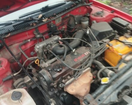 Красный Тойота Королла, объемом двигателя 1.3 л и пробегом 350 тыс. км за 1700 $, фото 2 на Automoto.ua